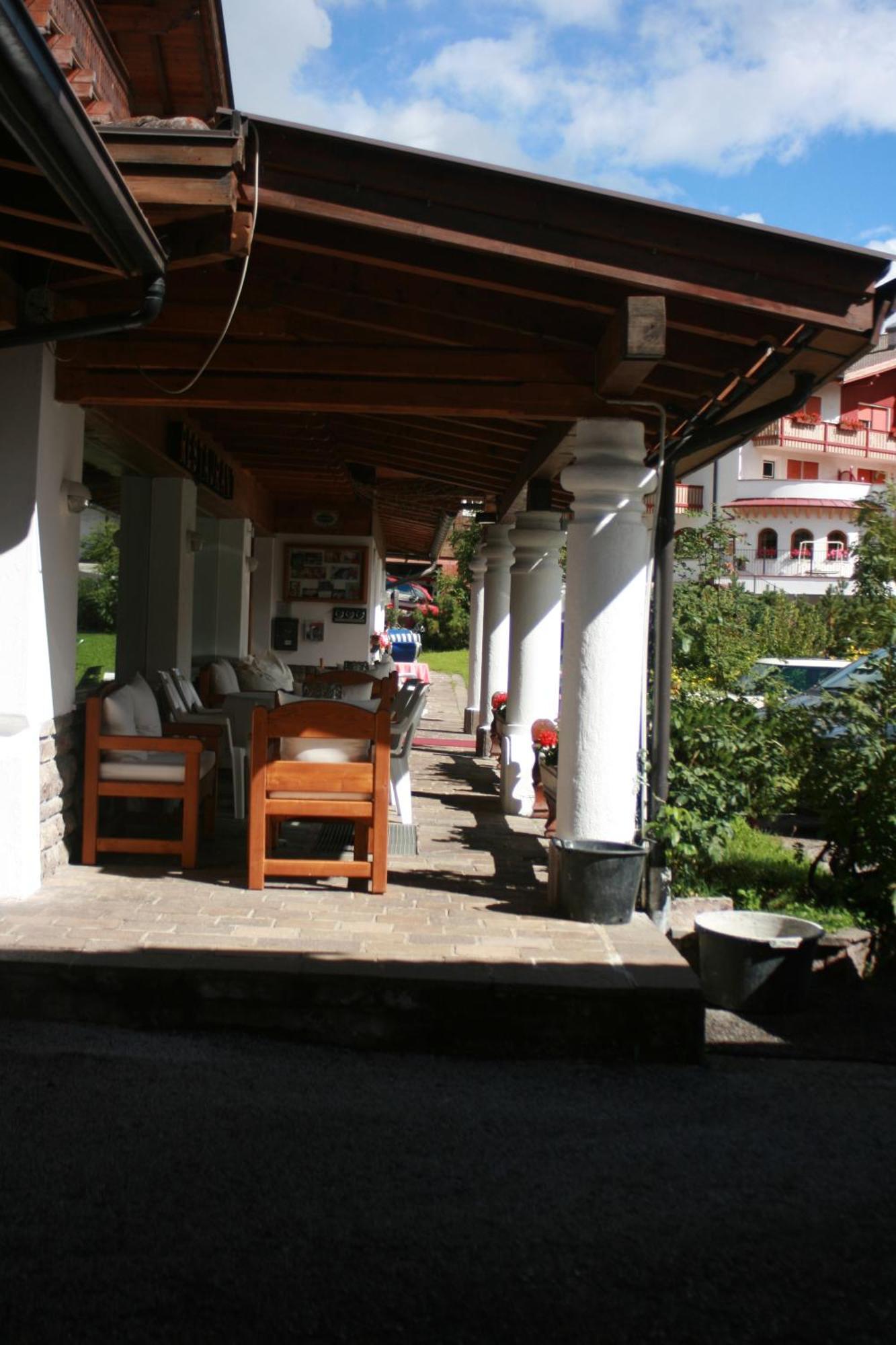 Hotel Catinaccio Vigo di Fassa Eksteriør billede