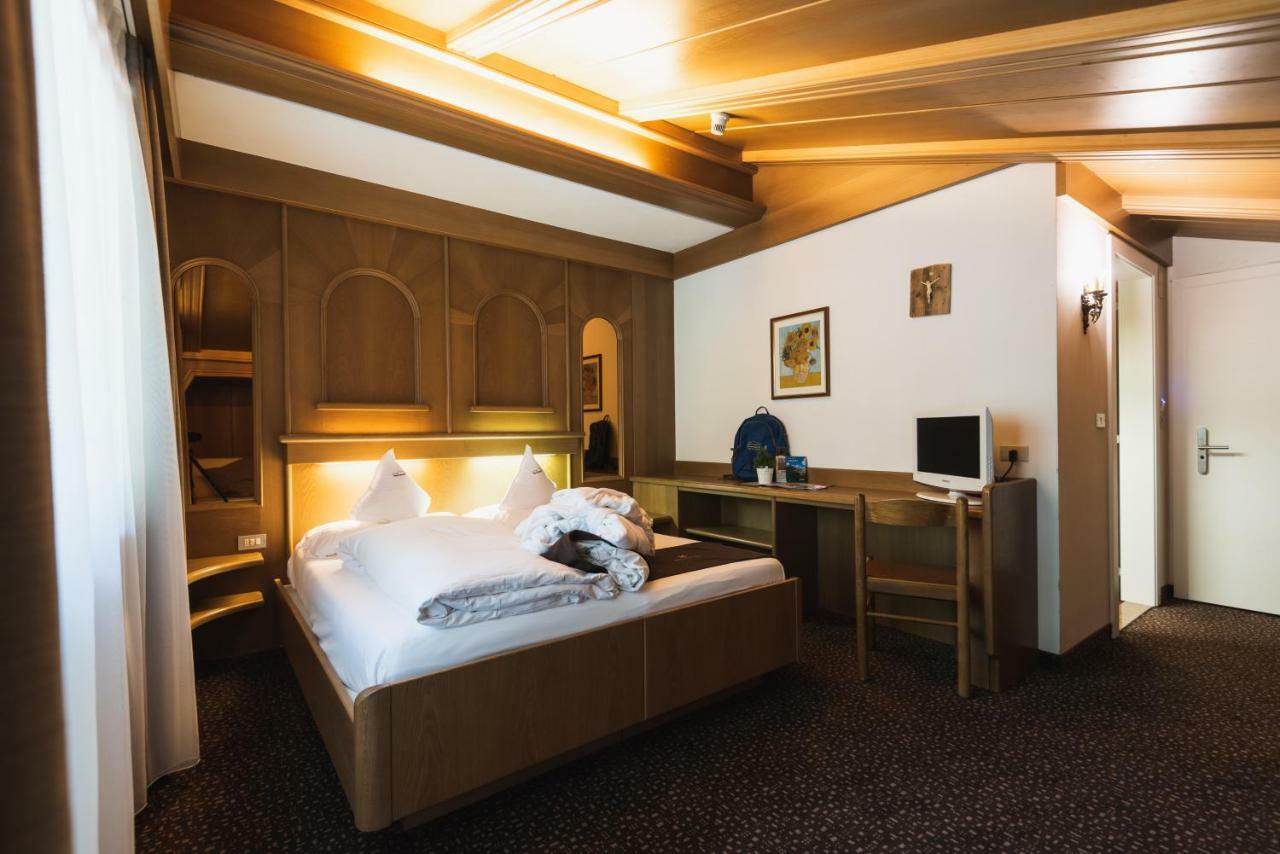 Hotel Catinaccio Vigo di Fassa Eksteriør billede