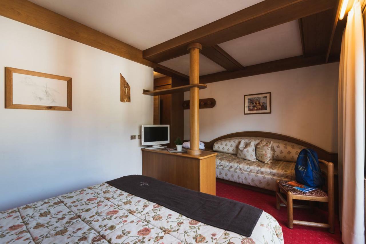 Hotel Catinaccio Vigo di Fassa Eksteriør billede