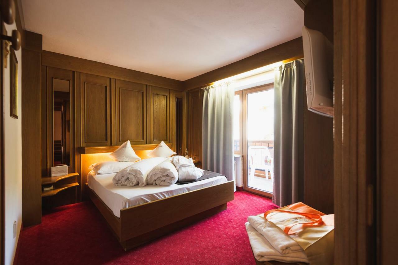 Hotel Catinaccio Vigo di Fassa Eksteriør billede